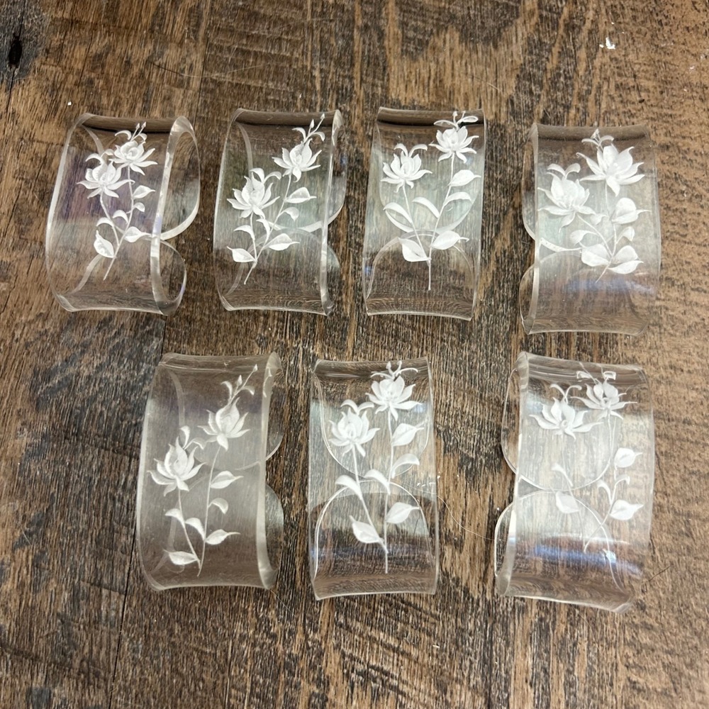 Vintage Set of 7 Clear Lucite Napkin Rings White Etched Floral Design MCM